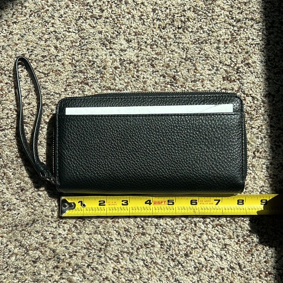 NWT COACH black leather wallet/ wristlet - Picture 2 of 10